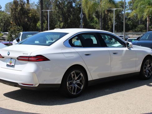 Used 2026 BMW 530i w/ Premium Package RWD image 6
