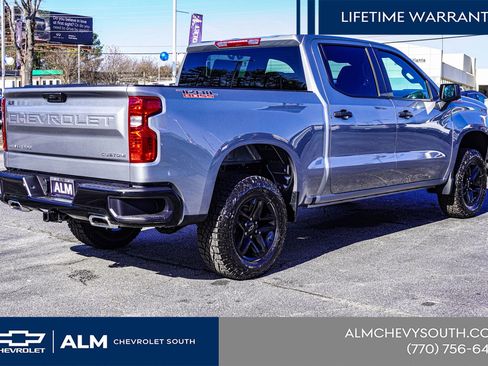 New 2026 Chevrolet Silverado 1500 Custom Trail Boss w/ LPO, Dark Essentials Package AWD/4WD image 5