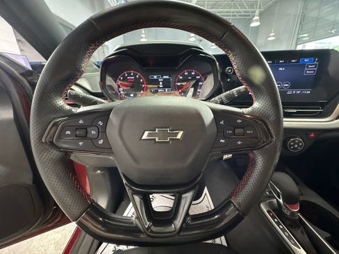 Used 2024 Chevrolet Trax RS w/ Driver Confidence Package FWD image 17