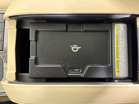 Used 2021 Toyota Highlander Platinum AWD/4WD image 47