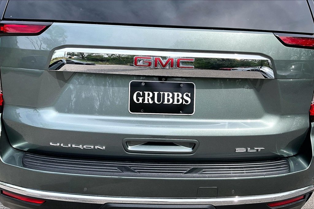 Used 2023 GMC Yukon SLT AWD/4WD image 43