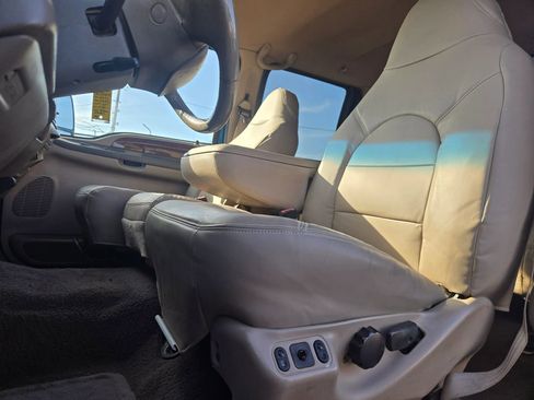 Used 2000 Ford F250 XL image 10