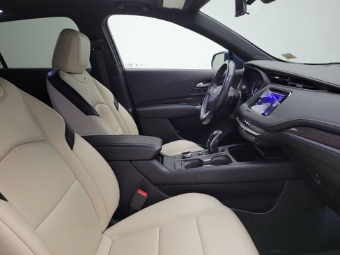Used 2019 Cadillac XT4 Sport AWD/4WD image 21
