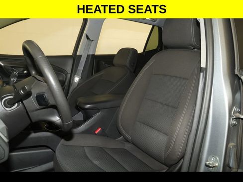 Used 2023 GMC Terrain SLE w/ Driver Convenience Package AWD/4WD image 3