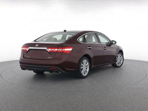 Used 2014 Toyota Avalon XLE Premium FWD image 6