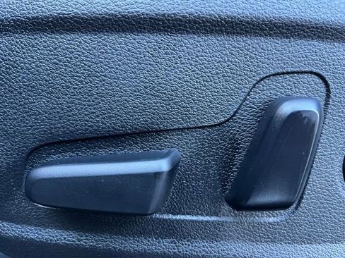 Used 2022 Kia Telluride S image 13