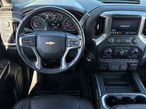 Used 2022 Chevrolet Silverado 1500 LTZ image 12