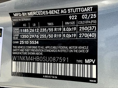 Certified 2025 Mercedes-Benz GLC 300 4MATIC image 24