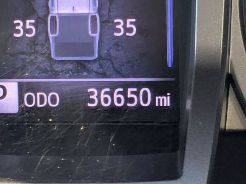 Used 2018 Toyota Tacoma SR5 image 25