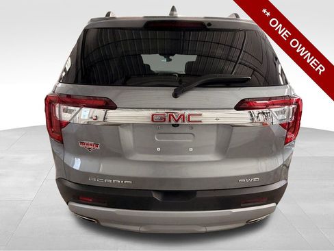 Used 2023 GMC Acadia SLE w/ Driver Convenience Package image 5