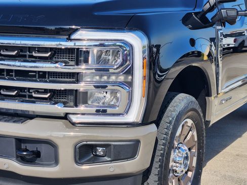New 2026 Ford F250 King Ranch w/ FX4 Off-Road Package AWD/4WD image 10