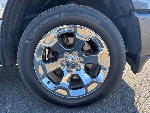 Used 2020 RAM 1500 Big Horn image 3