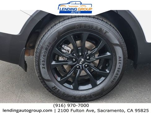 Used 2021 Kia Telluride LX image 10