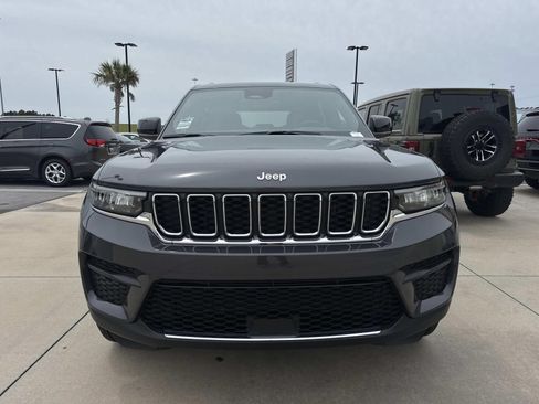New 2026 Jeep Grand Cherokee Laredo RWD image 2