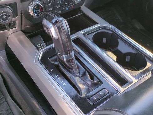 Used 2020 Ford F150 Platinum w/ Technology Package image 40