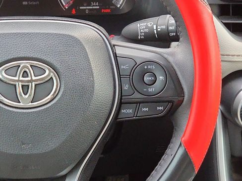 Used 2023 Toyota RAV4 Limited AWD/4WD image 26