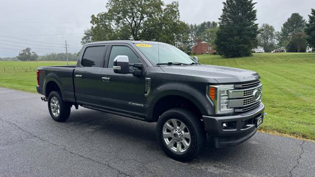 Used 2017 Ford F250 Platinum w/ Platinum Ultimate Package AWD/4WD image 4