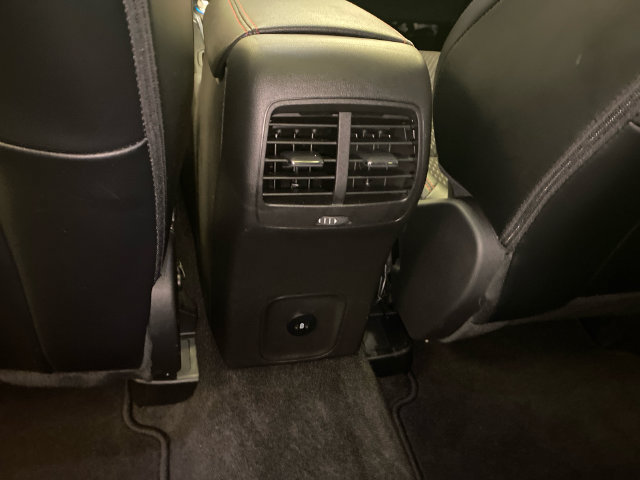 Used 2024 Ford Escape ST-Line w/ Tech Pack #1 AWD/4WD image 37