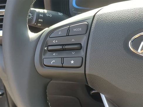 New 2026 Hyundai Venue SEL image 25