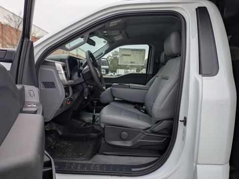 New 2026 Ford F550 4x4 Regular Cab Super Duty image 10