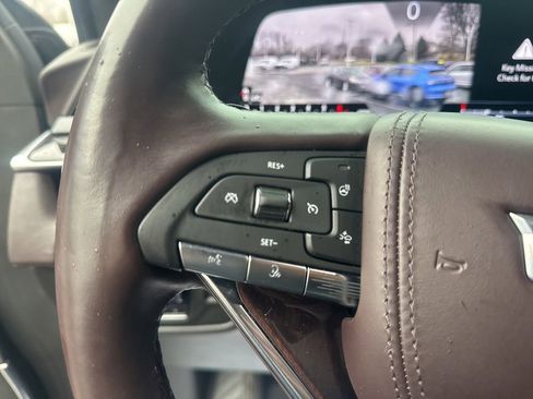 Used 2022 Cadillac Escalade Sport Platinum w/ LPO, ONYX Package image 29