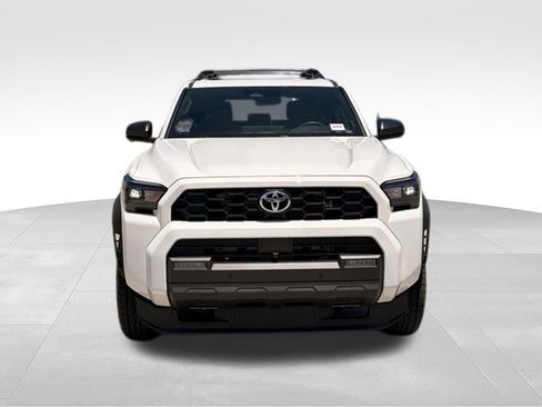 Used 2025 Toyota 4Runner TRD Off-Road Premium w/ Tow Technology Package AWD/4WD image 4