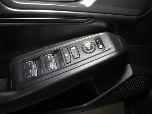 Certified 2023 Honda Accord EX image 11