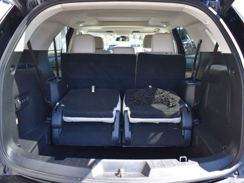 Used 2016 Ford Explorer Platinum AWD/4WD image 21