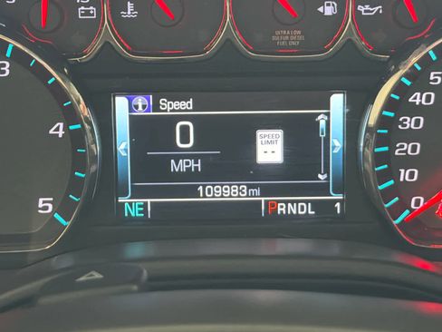 Used 2018 GMC Sierra 2500 SLT w/ Duramax Plus Package AWD/4WD image 40