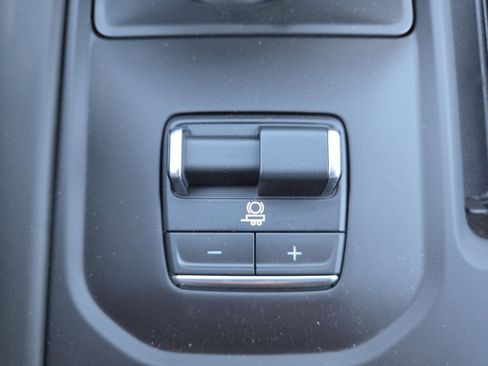 New 2026 GMC Sierra 1500 AT4X w/ AT4X AEV Edition image 11