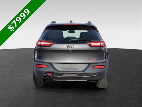 Used 2016 Jeep Cherokee Trailhawk image 6