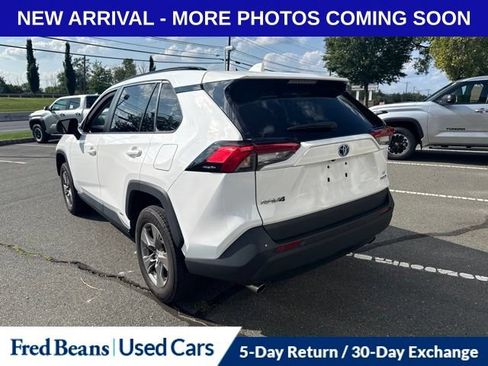 Used 2024 Toyota RAV4 LE AWD/4WD image 6