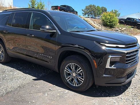 New 2026 Chevrolet Traverse LT AWD/4WD image 3
