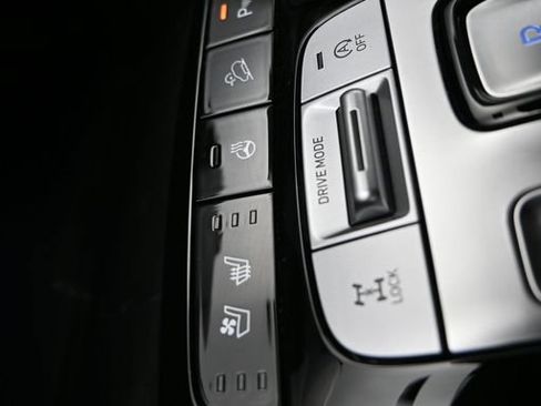 Used 2022 Hyundai Tucson Limited AWD/4WD image 23