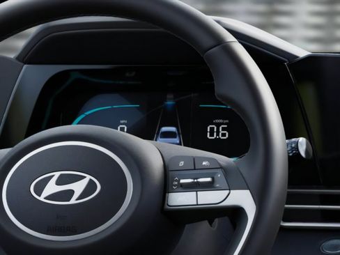 New 2026 Hyundai Elantra SEL Sport FWD image 14
