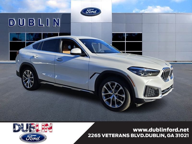 Used 2023 BMW X6 xDrive40i AWD/4WD image 1