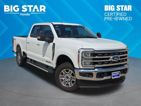 Used 2025 Ford F250 Lariat AWD/4WD image 1