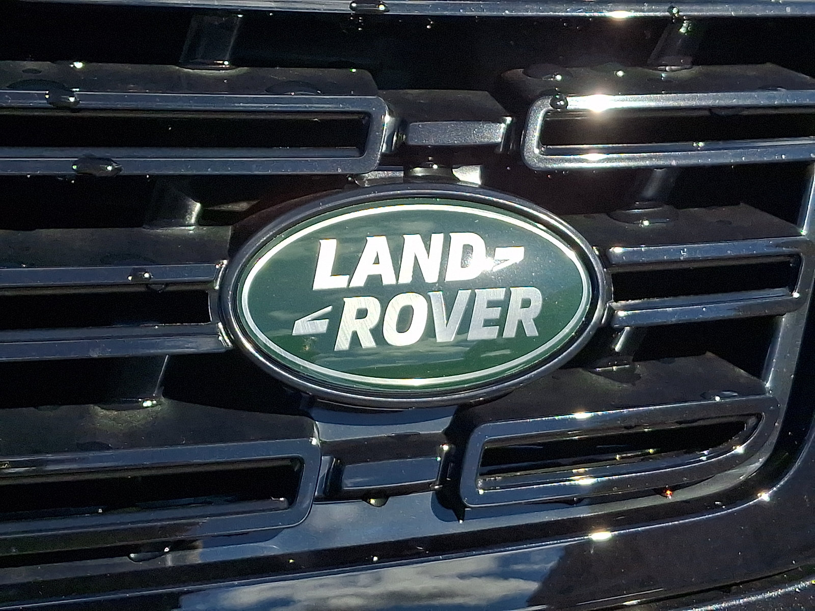 New 2027 Land Rover Range Rover Sport SE AWD/4WD image 18