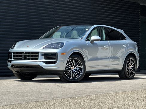 New 2026 Porsche Cayenne Coupe AWD/4WD image 1