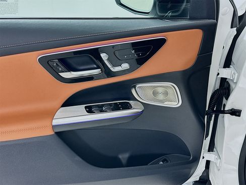 New 2026 Mercedes-Benz GLC 300 4MATIC image 19