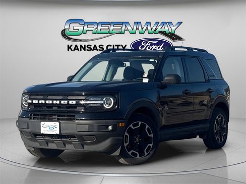 Used 2024 Ford Bronco Sport Outer Banks w/ Tech Package image 7