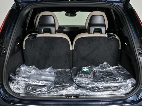 Used 2026 Volvo XC90 B6 Plus w/ Protection Package Premier image 31