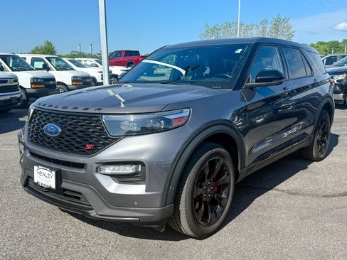 Used 2021 Ford Explorer ST w/ Equipment Group 401A AWD/4WD image 3