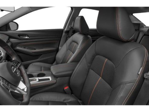Used 2021 Nissan Altima 2.5 SR w/ SR Premium Package AWD/4WD image 12