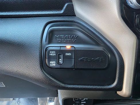 Used 2024 RAM 2500 Laramie w/ Safety Group AWD/4WD image 17