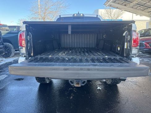 Used 2019 Toyota Tacoma TRD Pro image 32