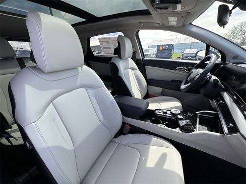 New 2025 Kia Sportage EX w/ EX Premium Package image 25