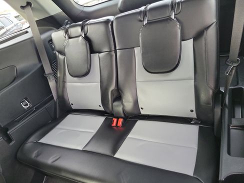 Used 2023 Ford Explorer XLT w/ Equipment Group 202A image 13