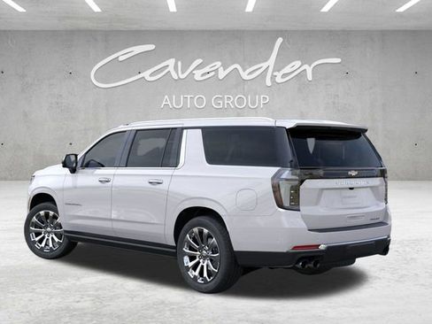 New 2025 Chevrolet Suburban Premier image 3