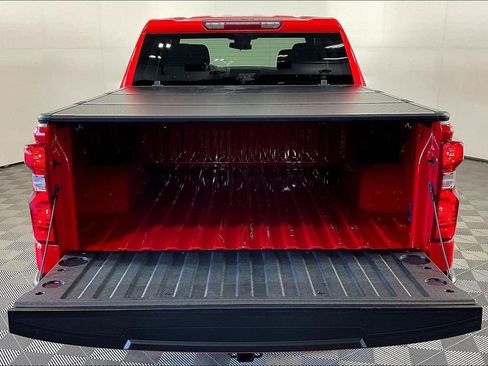 Used 2024 Chevrolet Silverado 1500 LT image 38